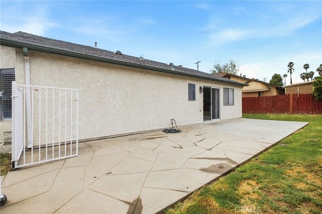 5847 Central Avenue, Riverside, CA 92504