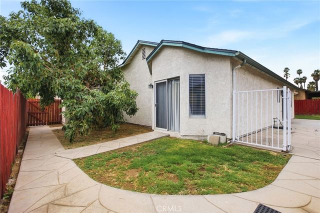 5847 Central Avenue, Riverside, CA 92504