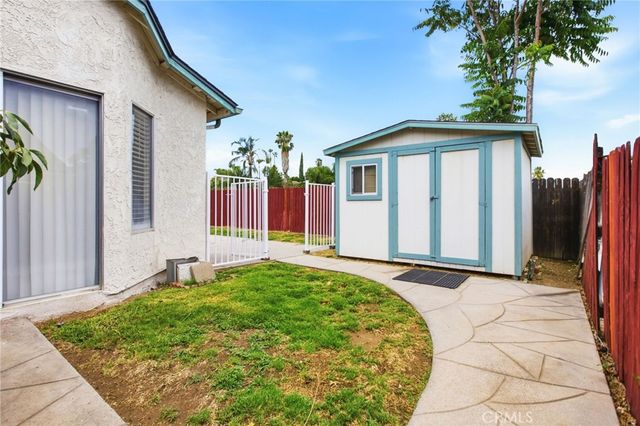5847 Central Avenue, Riverside, CA 92504