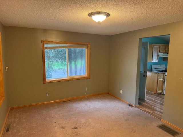 605 Division Street W, Faribault, MN 55021