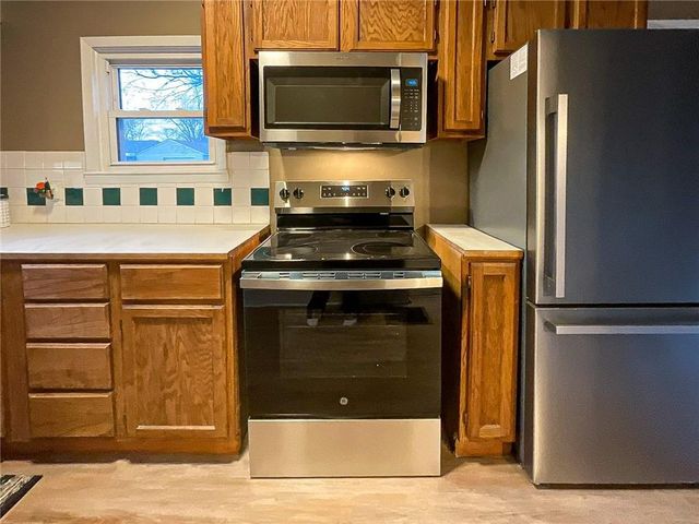 923 E 10th Street, Sedalia, MO 65301