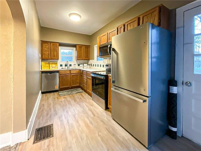 923 E 10th Street, Sedalia, MO 65301