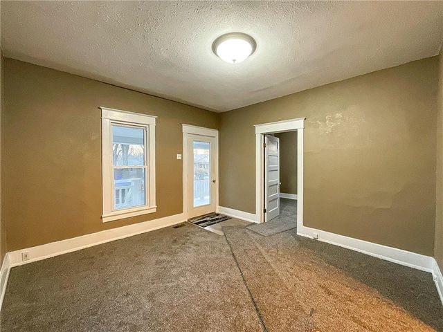 923 E 10th Street, Sedalia, MO 65301