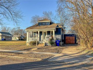 923 E 10th Street, Sedalia, MO 65301