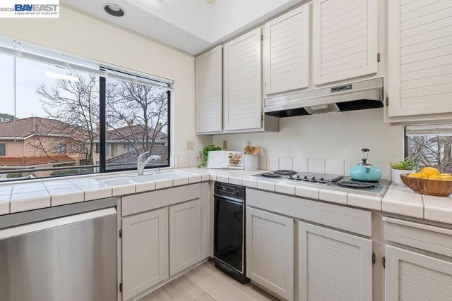 711 Lakemont Pl 4, San Ramon, CA 94582