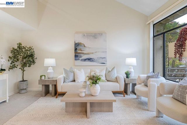 711 Lakemont Pl 4, San Ramon, CA 94582