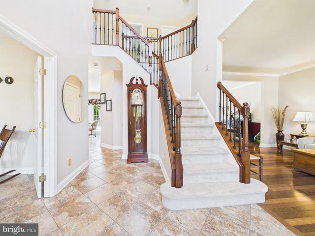 17 ROCKY RD, Newark, DE 19702