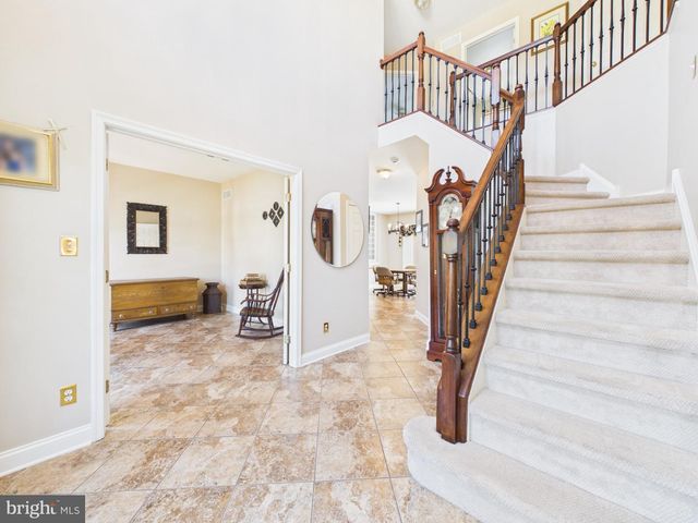 17 ROCKY RD, Newark, DE 19702