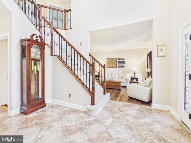 17 ROCKY RD, Newark, DE 19702