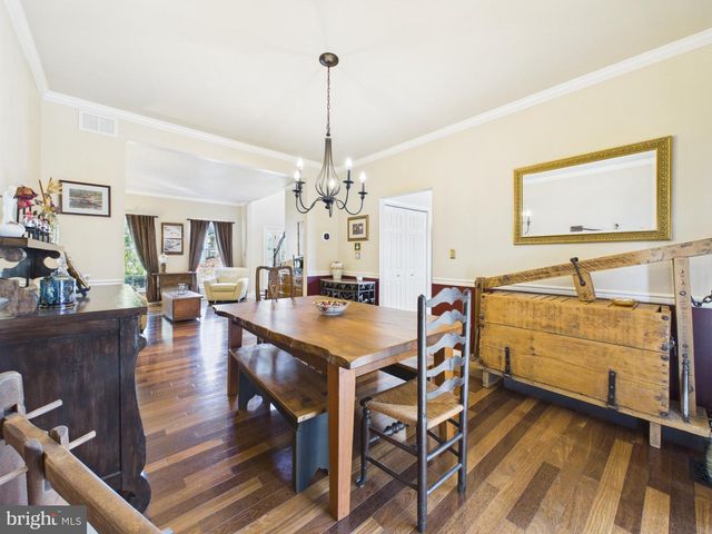 17 ROCKY RD, Newark, DE 19702