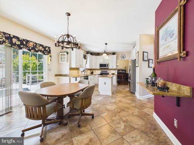 17 ROCKY RD, Newark, DE 19702