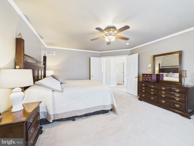 17 ROCKY RD, Newark, DE 19702