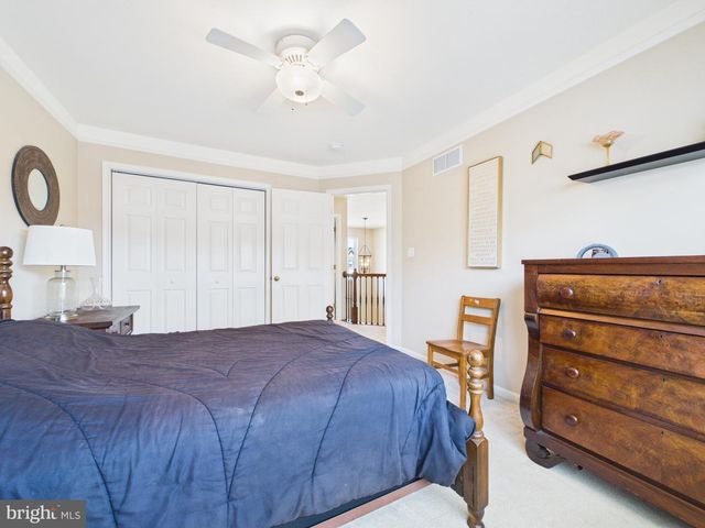 17 ROCKY RD, Newark, DE 19702