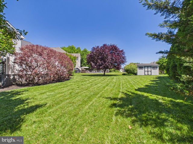 17 ROCKY RD, Newark, DE 19702