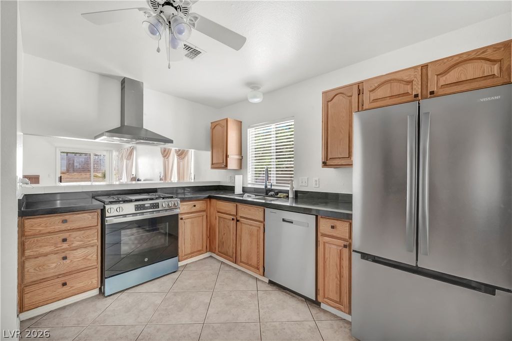 Image 13 of property listing at 4163 Honeycomb Drive, Las Vegas, NV 89147