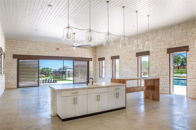 8517 Grenadier DR, Austin, TX 78738