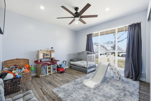 428 Sandy Ridge Circle, Mary Esther, FL 32569