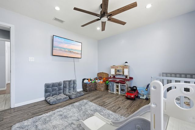 428 Sandy Ridge Circle, Mary Esther, FL 32569