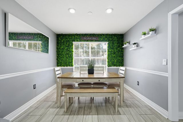 428 Sandy Ridge Circle, Mary Esther, FL 32569