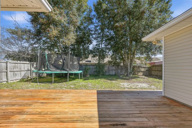 428 Sandy Ridge Circle, Mary Esther, FL 32569