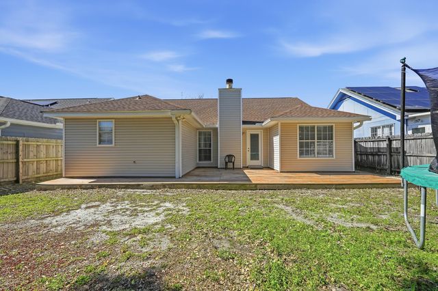 428 Sandy Ridge Circle, Mary Esther, FL 32569