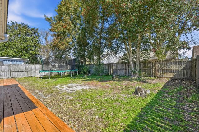 428 Sandy Ridge Circle, Mary Esther, FL 32569