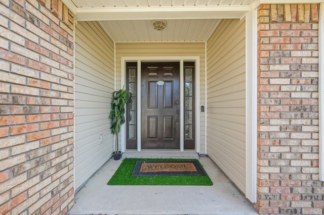 428 Sandy Ridge Circle, Mary Esther, FL 32569