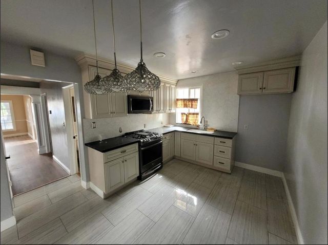 15515 Harvest Avenue, Norwalk, CA 90650