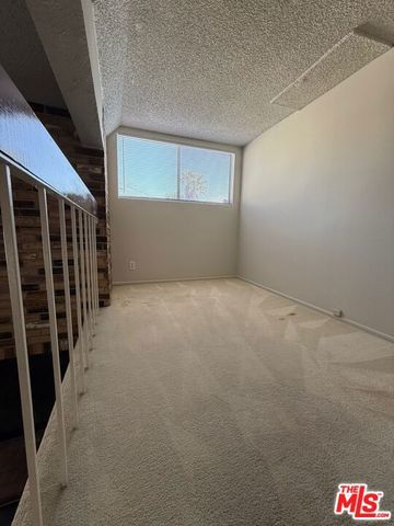 2809 Montrose Avenue 10, La Crescenta, CA 91214