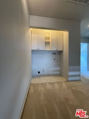 2809 Montrose Avenue 10, La Crescenta, CA 91214