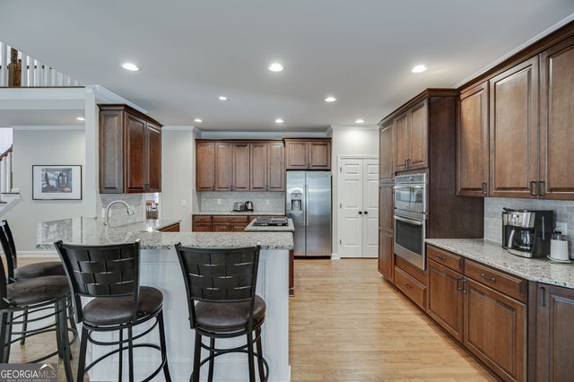 345 Big Bend Trail, Sugar Hill, GA 30518