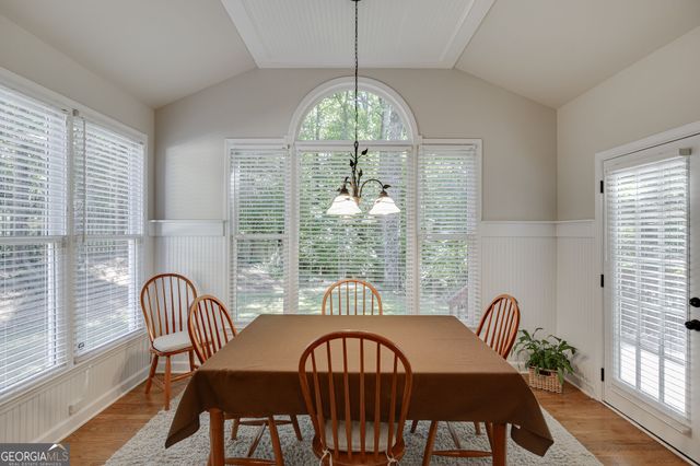345 Big Bend Trail, Sugar Hill, GA 30518