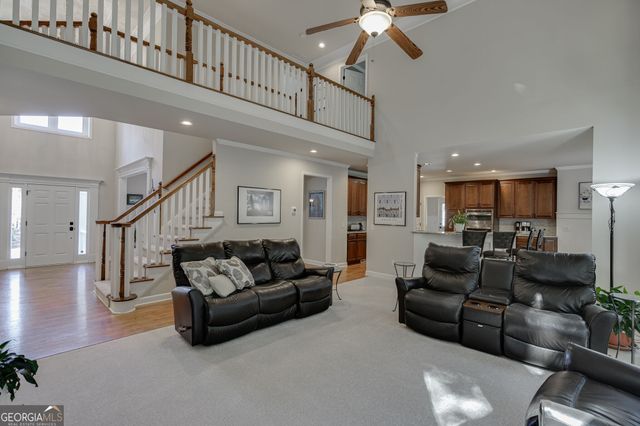 345 Big Bend Trail, Sugar Hill, GA 30518