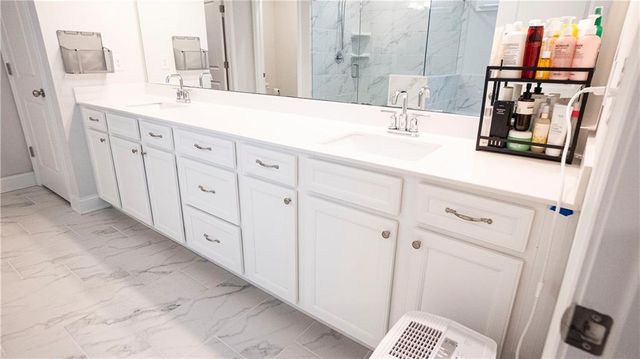 585 Briard Drive, Buford, GA 30518