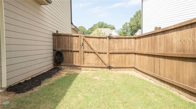 585 Briard Drive, Buford, GA 30518