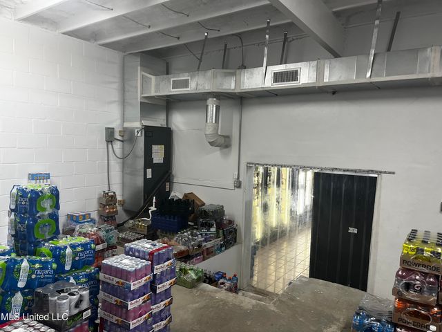 1019 Ingalls Avenue, Pascagoula, MS 39567