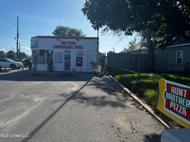 1019 Ingalls Avenue, Pascagoula, MS 39567
