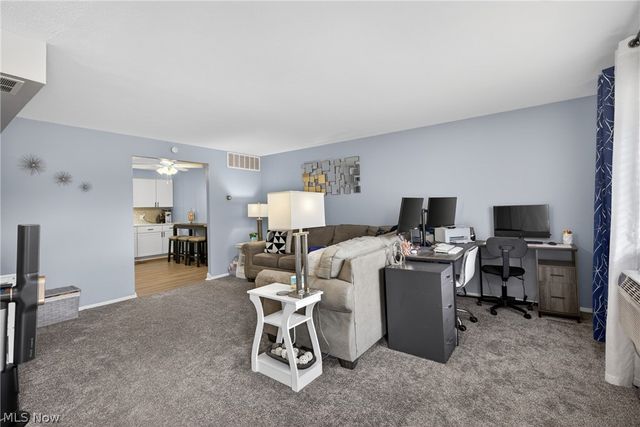 1529 Lee Terrace Drive, Wickliffe, OH 44092