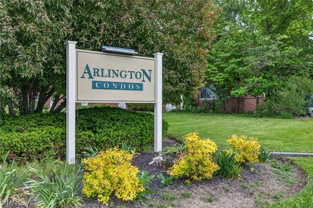 1529 Lee Terrace Drive, Wickliffe, OH 44092