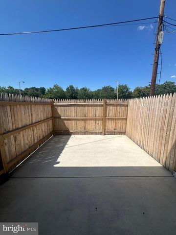 1114 SARAH ANN ST, Baltimore, MD 21223