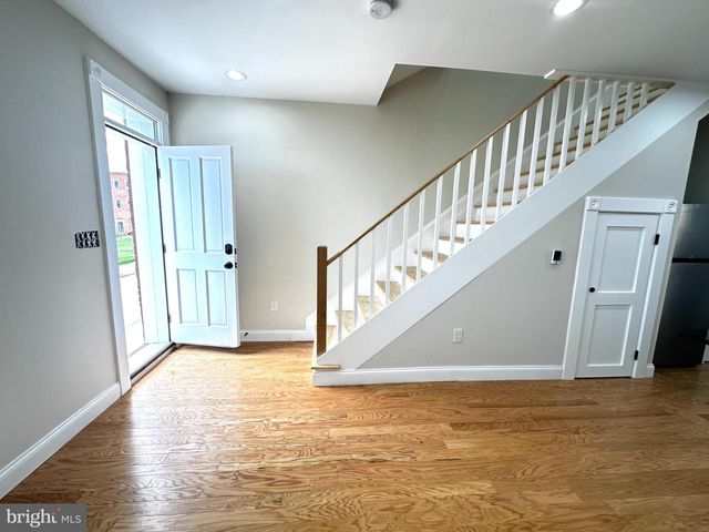 1114 SARAH ANN ST, Baltimore, MD 21223