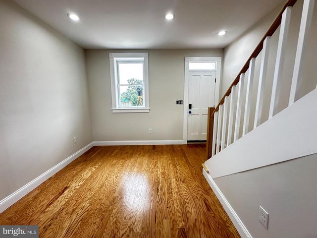 1114 SARAH ANN ST, Baltimore, MD 21223