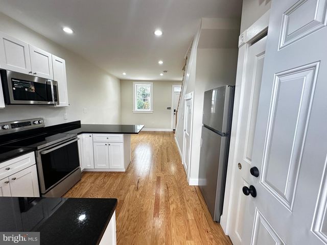 1114 SARAH ANN ST, Baltimore, MD 21223