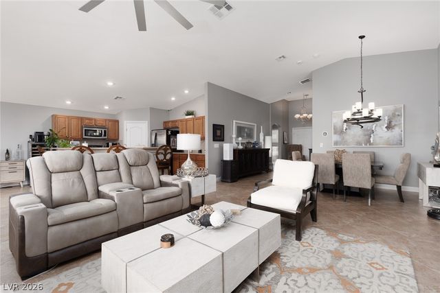 9284 Gentle Cascade Avenue, Las Vegas, NV 89178