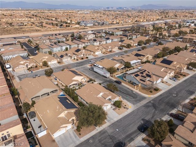 9284 Gentle Cascade Avenue, Las Vegas, NV 89178