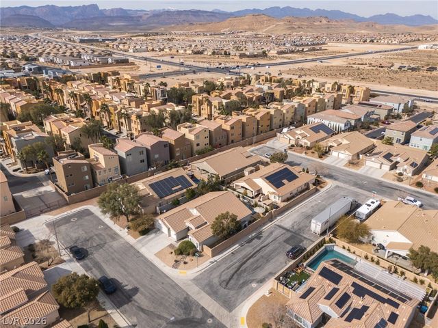 9284 Gentle Cascade Avenue, Las Vegas, NV 89178