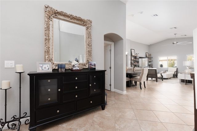 9284 Gentle Cascade Avenue, Las Vegas, NV 89178