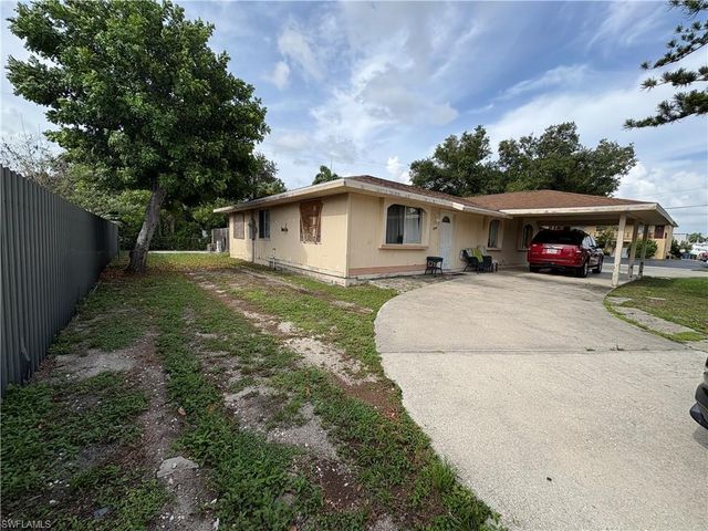 1891 Winkler AVE, Fort Myers, FL 33901
