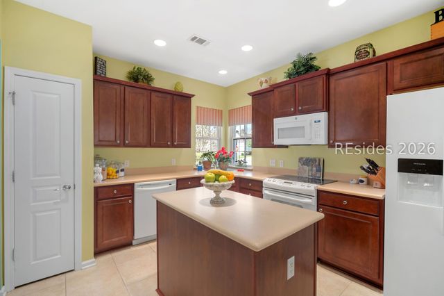 22 Honesty Ln, Bluffton, SC 29909