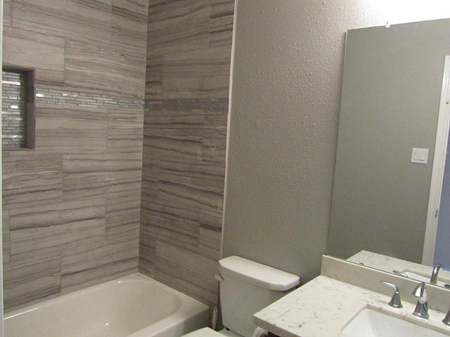 1235 Kings Creek Trl, Missouri City, TX 77459